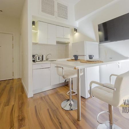 Downtown Apt 1Hab Para 4Pax En La Plaza De Chueca Madrid Eksteriør billede