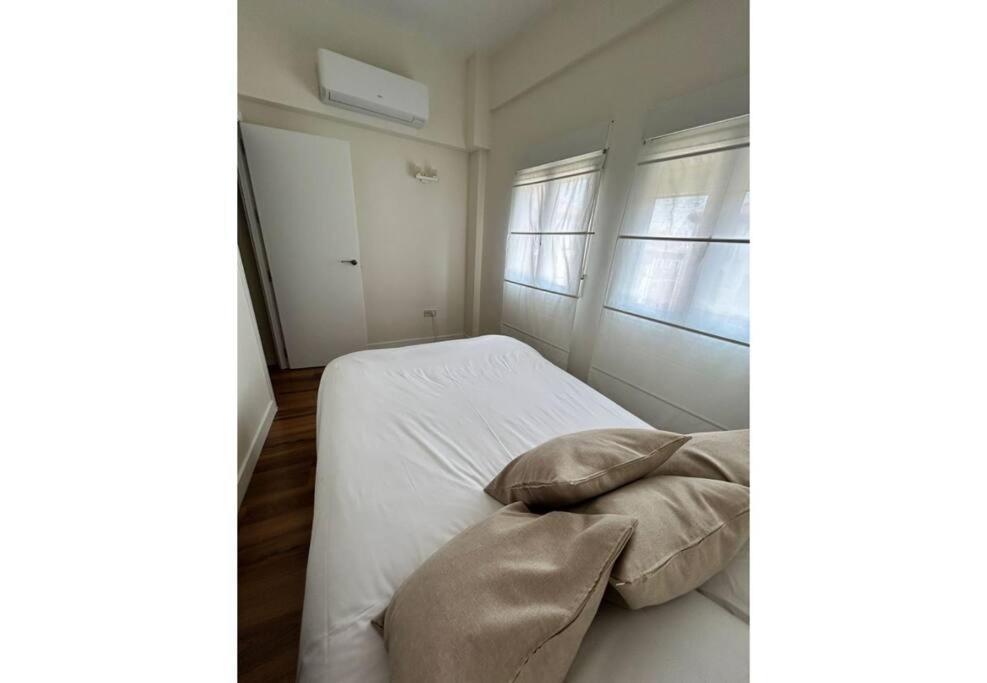 Downtown Apt 1Hab Para 4Pax En La Plaza De Chueca Madrid Eksteriør billede